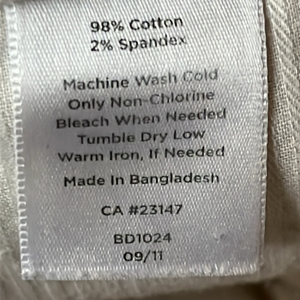 Talbots tan shorts size 6 - Picture 5 of 5